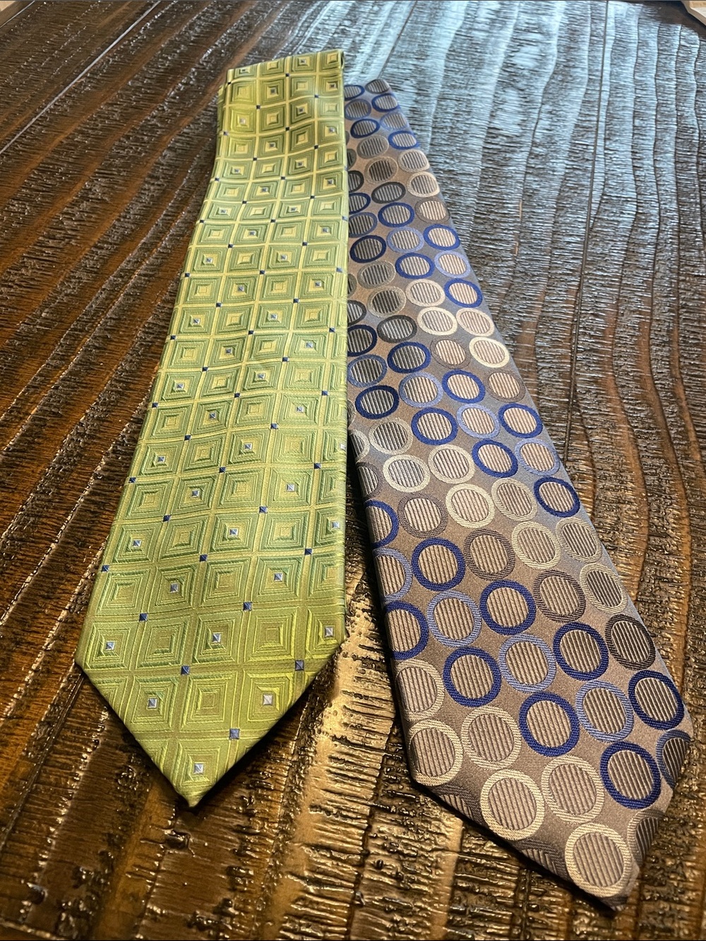 Michael Kors Green Geometric & Blue Circle Silk Ties